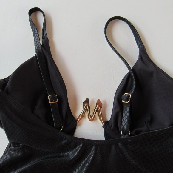 Summer by Megan Thee Stallion Women's Mamushi One-Piece Swimsuit Size S - Picture 6 of 13